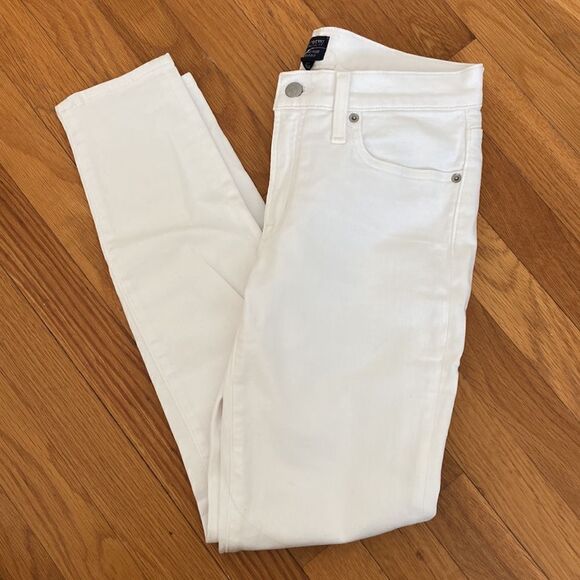 J. Crew 8"-rise white skinny jean in signature stretch* - Picture 8 of 10